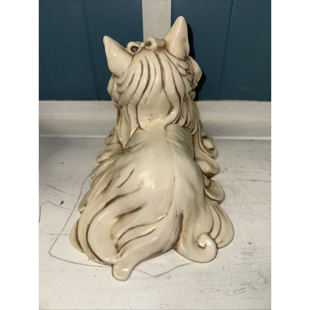 KAY FINCH CALIFORNIA POTTERY‎ Yorkie DOG FIGURINE Sitting POSE Yorkshire Terrier